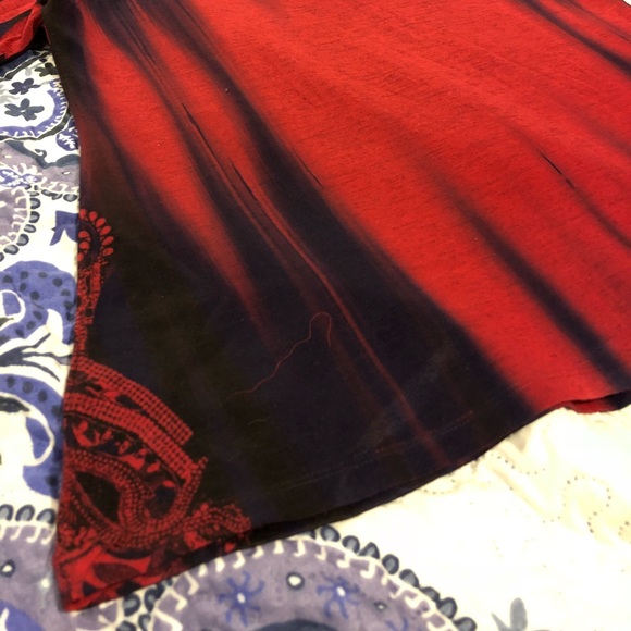 Beautiful Energe top with great design. - Picture 3 of 8